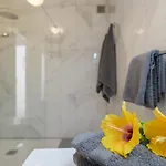 Sol Eterno - Luxury Aparmtent With Direct Oceanview And Extra Services