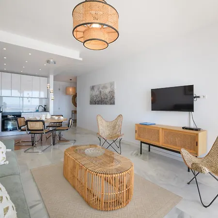 Sol Eterno - Luxury Aparmtent With Direct Oceanview And Extra Services Apartment *