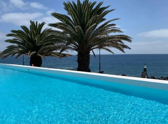 Sol Eterno - Luxury Aparmtent With Direct Oceanview And Extra Services 아파트 *